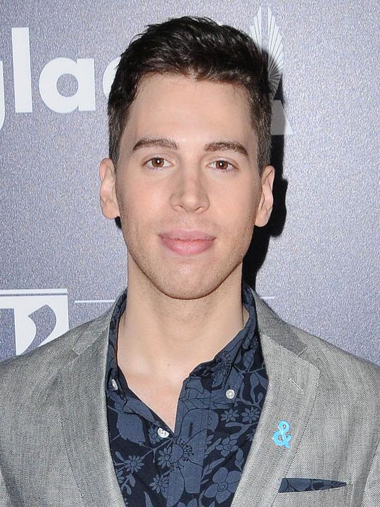 Poster Jordan Gavaris