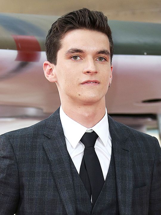 Poster Fionn Whitehead