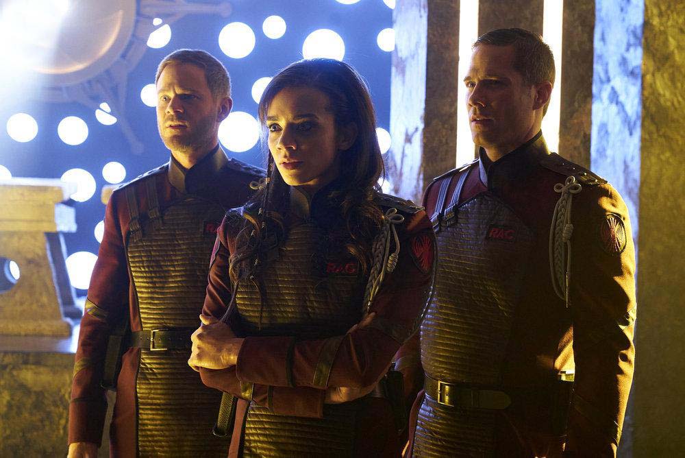 Fotos Aaron Ashmore, Luke MacFarlane, Hannah John-Kamen