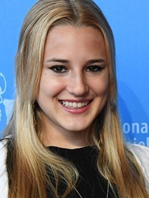 Poster Isabela Torres