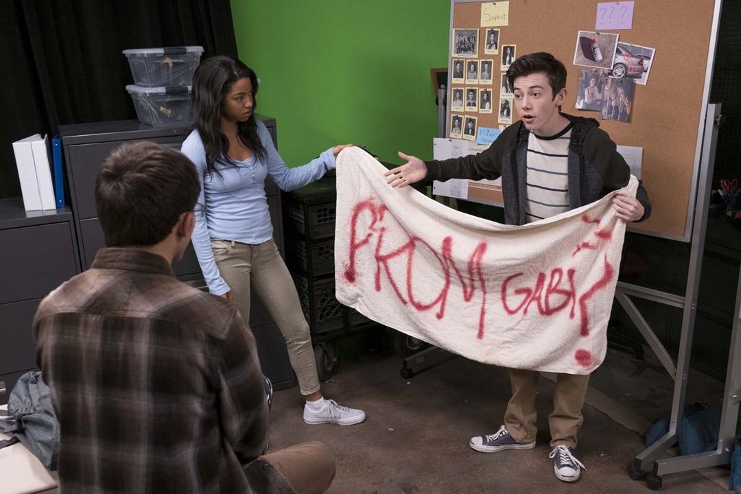 American Vandal : Fotos Camille Hyde, Griffin Gluck