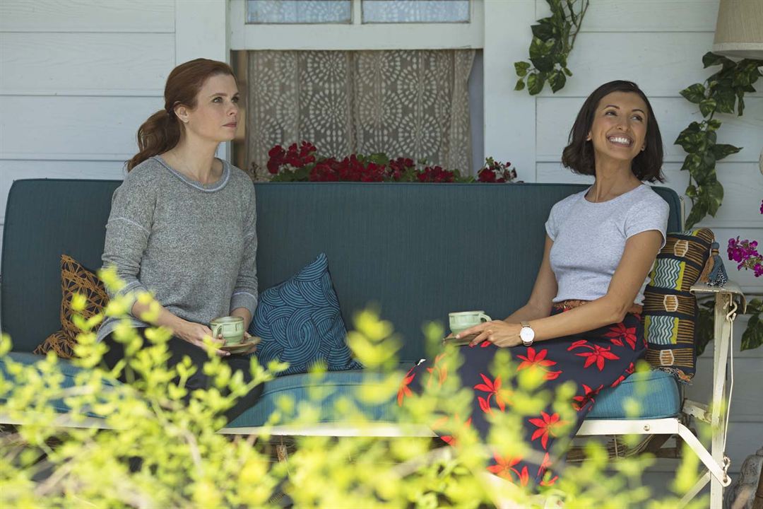 Kevin (Probably) Saves the World : Fotos India De Beaufort, JoAnna Garcia Swisher