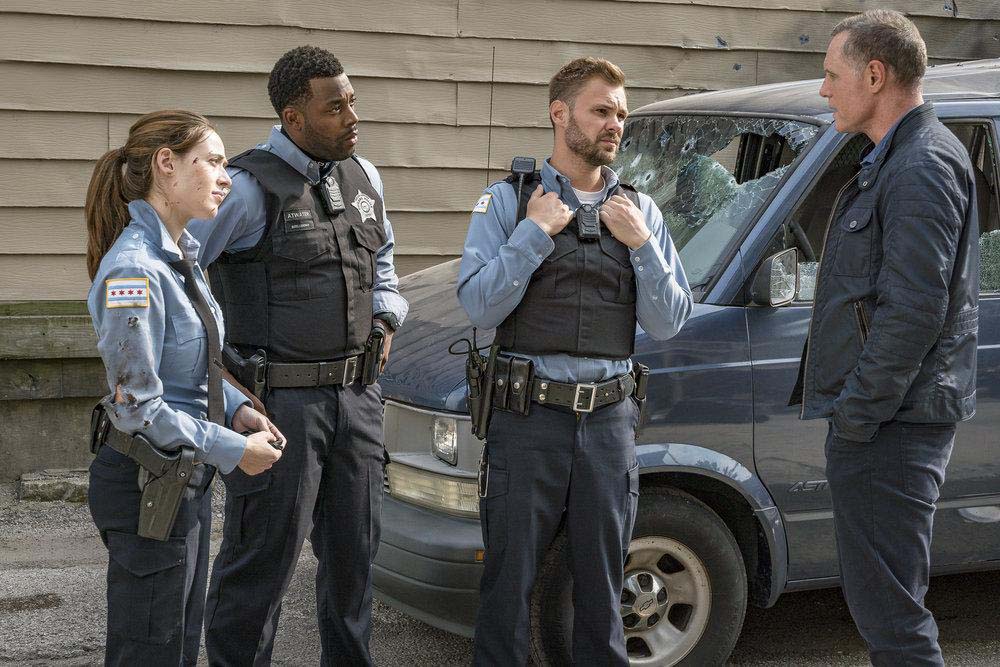 Chicago P.D. Distrito 21 : Fotos Marina Squerciati, LaRoyce Hawkins