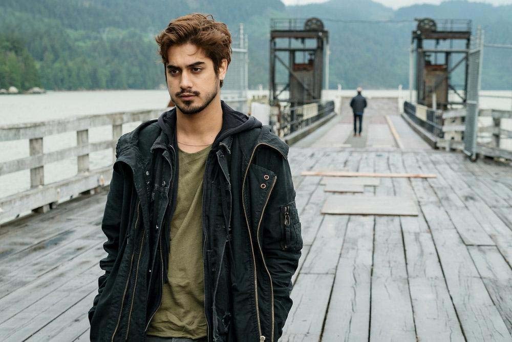 Ghost Wars : Fotos Avan Jogia