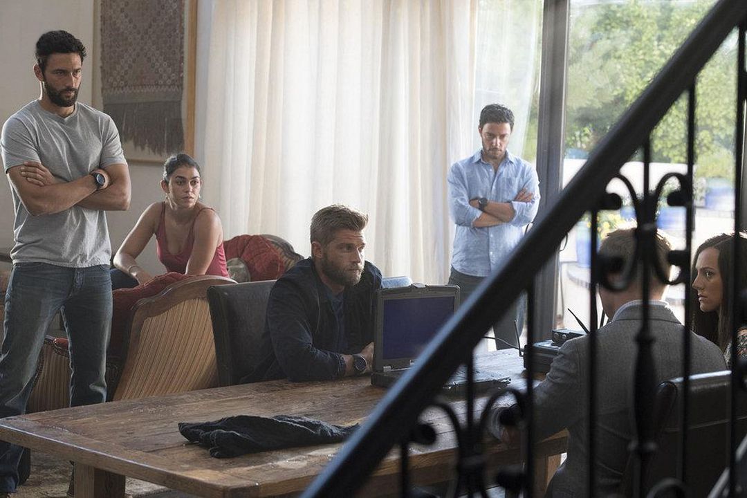 Fotos Erica Hernandez, Noah Mills, Mike Vogel