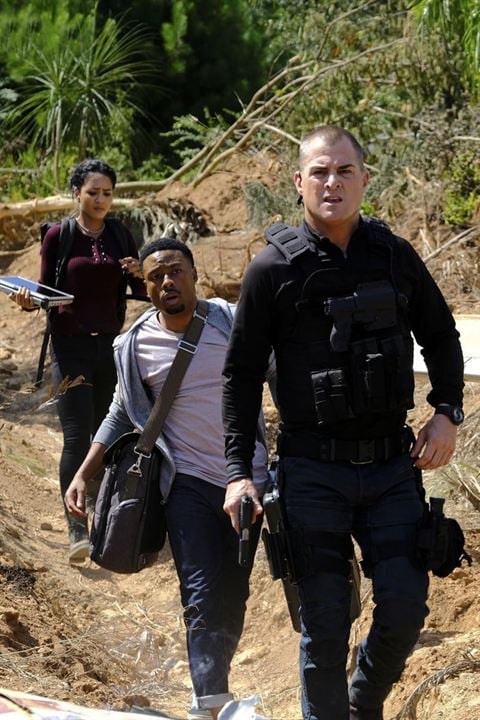 MacGyver (2016) : Fotos Tristin Mays, George Eads, Justin Hires