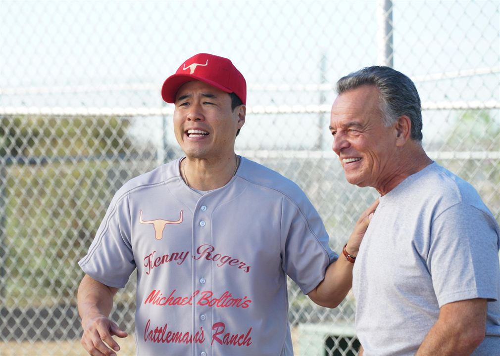 Fresh Off The Boat : Fotos Randall Park, Ray Wise