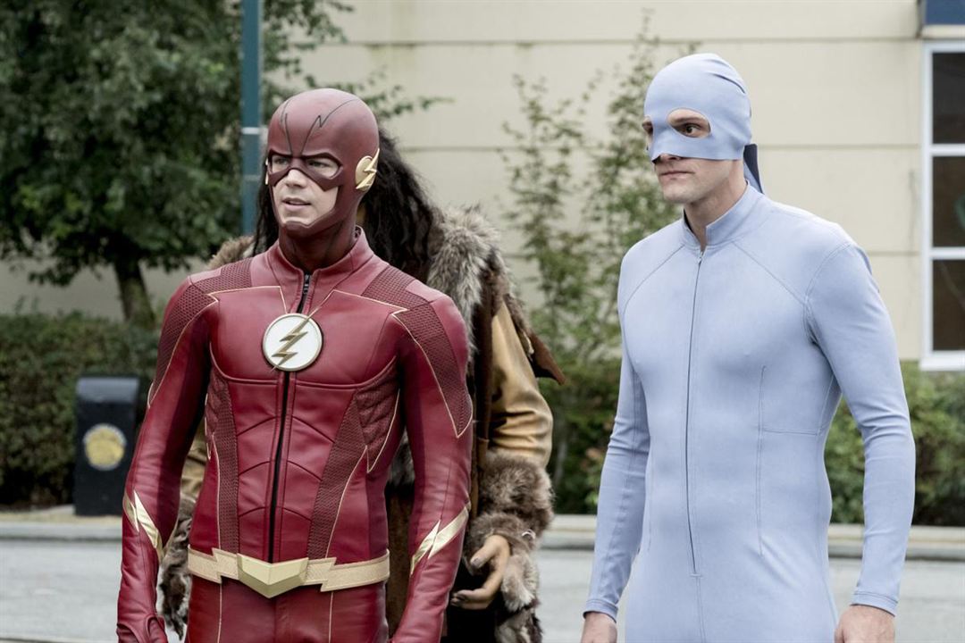 The Flash (2014) : Fotos Hartley Sawyer, Grant Gustin