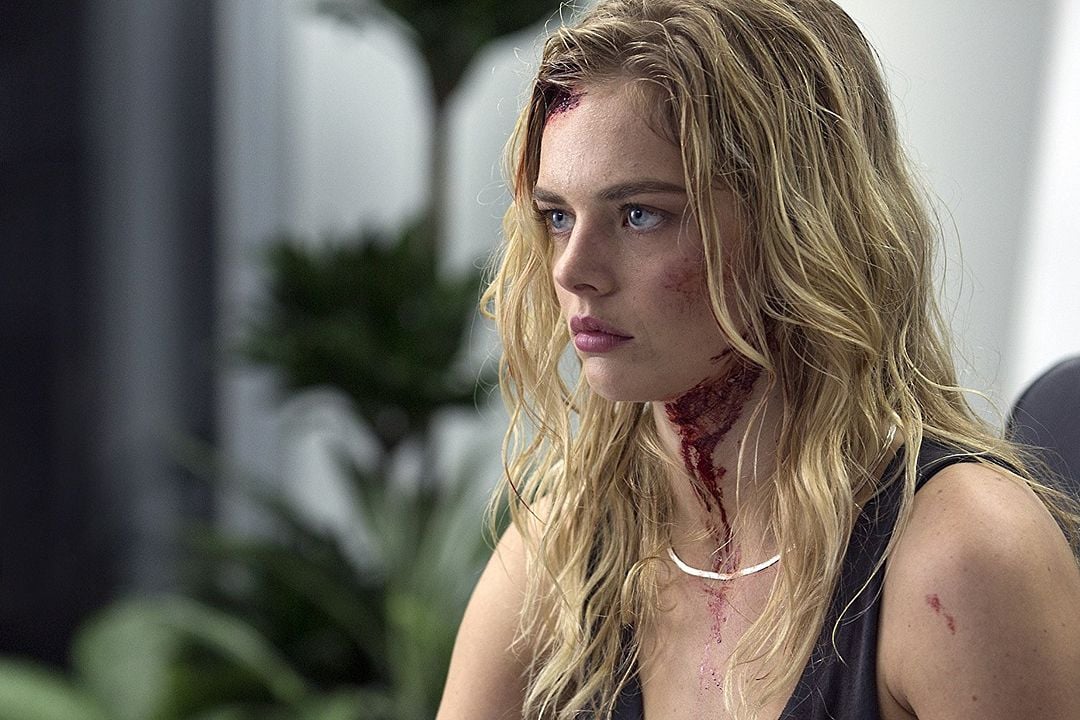 Um Dia de Caos : Fotos Samara Weaving
