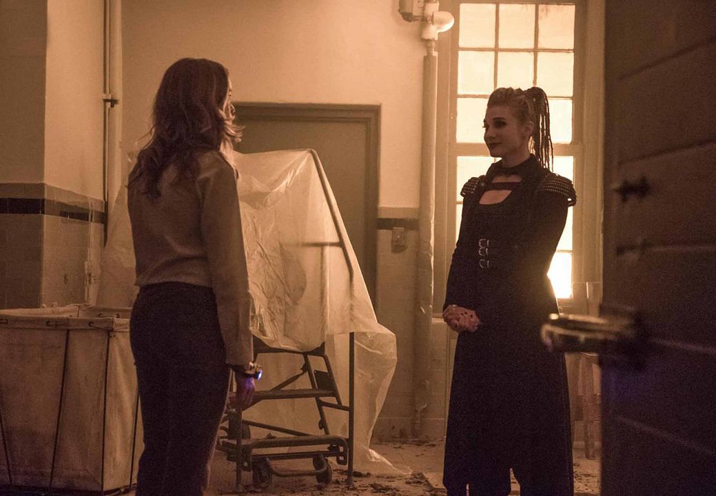 The Flash (2014) : Fotos Katee Sackhoff