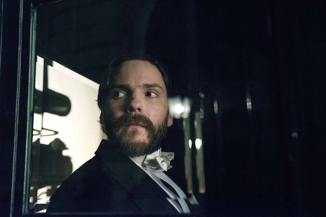The Alienist : Fotos Daniel Brühl
