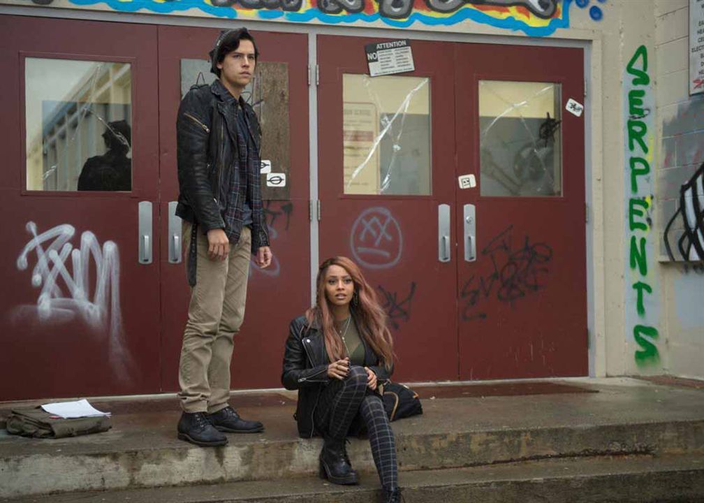 Riverdale : Fotos Cole Sprouse, Vanessa Morgan