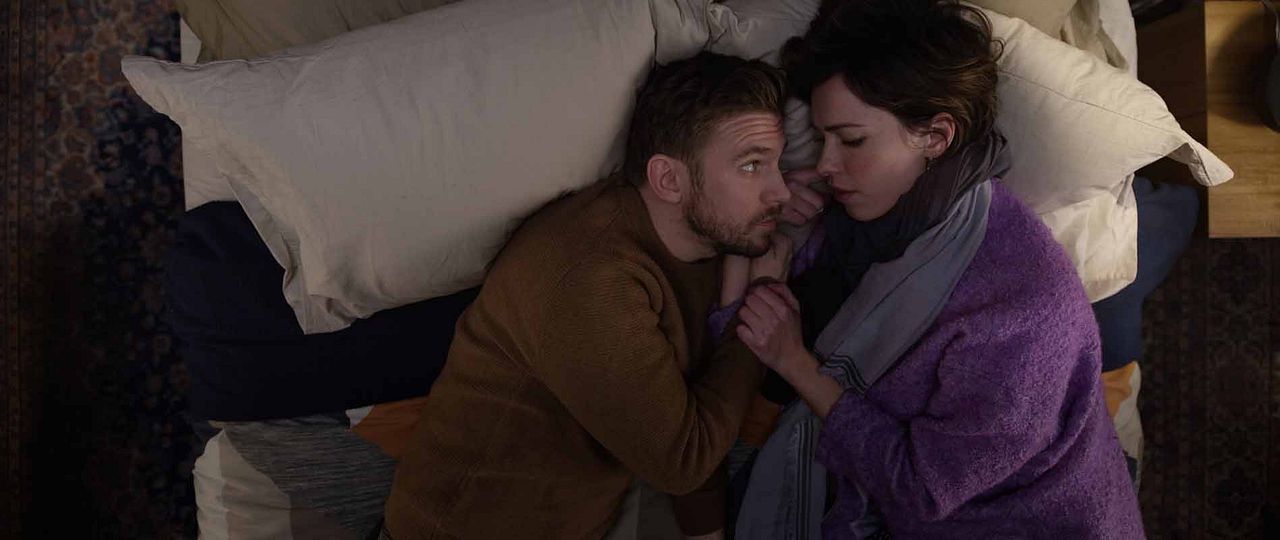 Permission : Fotos Rebecca Hall, Dan Stevens