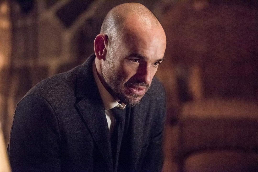 Arrow : Fotos Paul Blackthorne