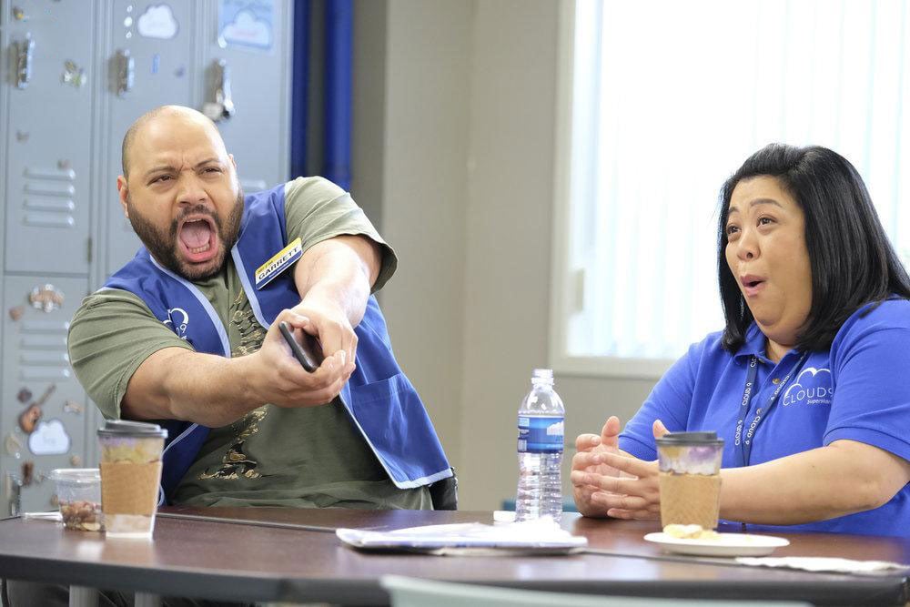 Superstore : Fotos Colton Dunn, Kaliko Kauahi