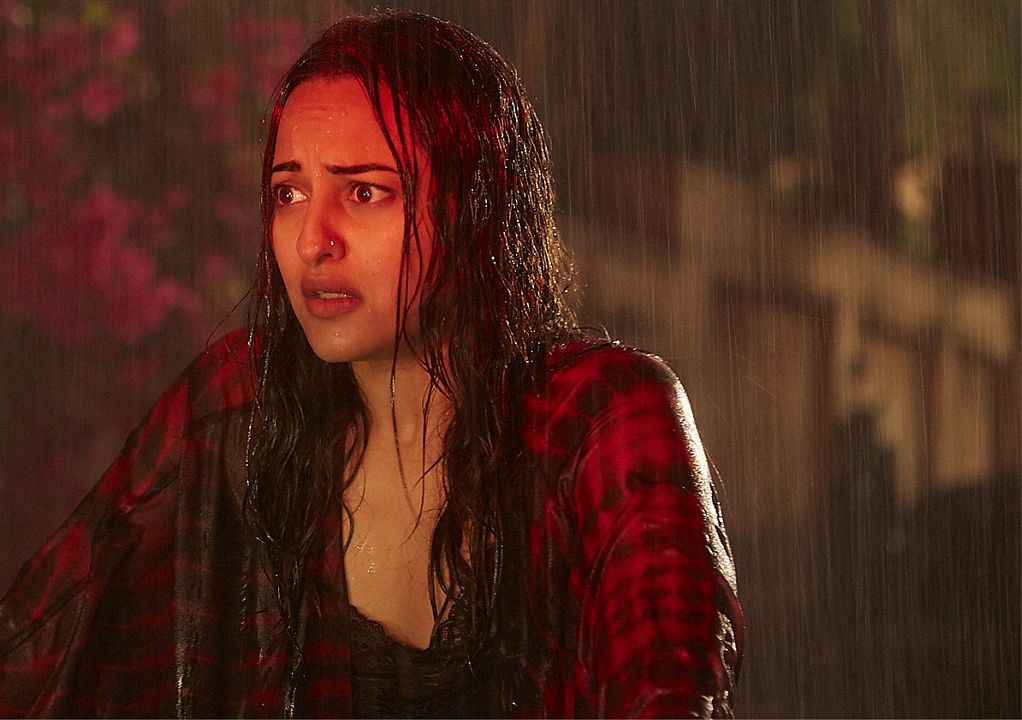 Coincidência : Fotos Sonakshi Sinha