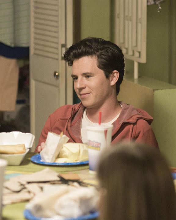 The Middle : Fotos Charlie McDermott