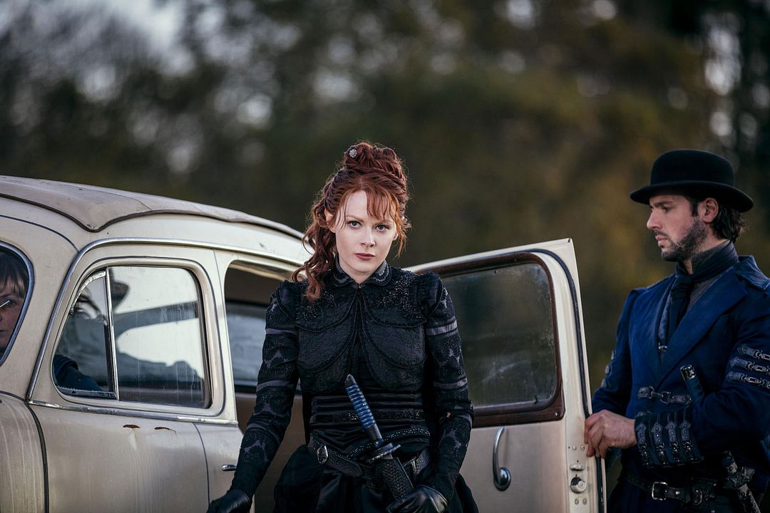 Into the Badlands : Fotos Emily Beecham