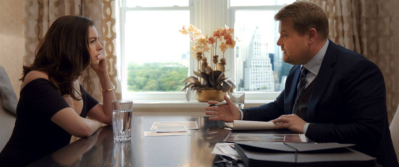 Oito Mulheres e um Segredo : Fotos James Corden, Anne Hathaway