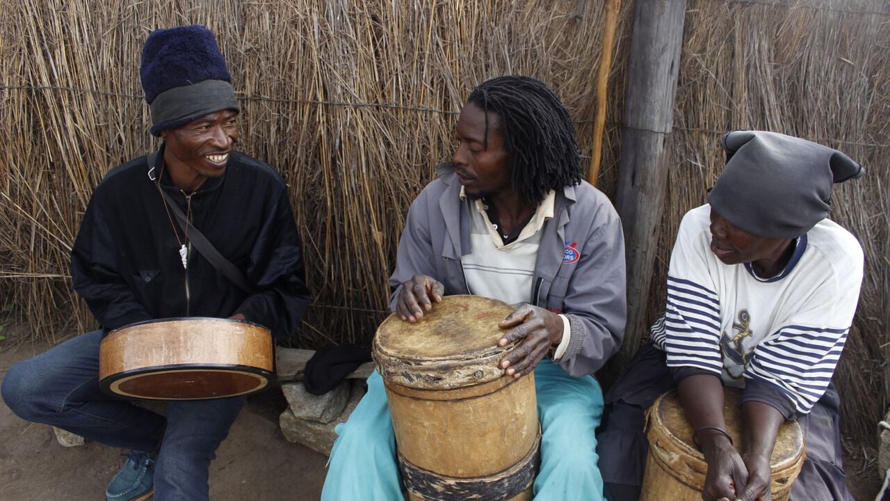 Dzimba Dze Mabwe - Casa de Pedra : Fotos