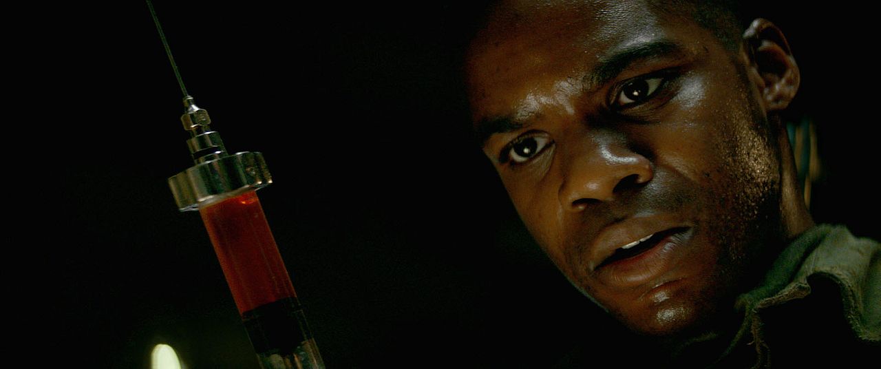 Operação Overlord : Fotos Jovan Adepo