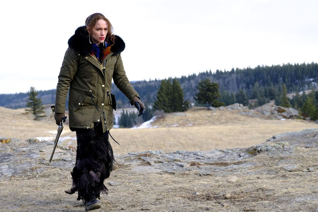 Wynonna Earp: A Maldição dos Renascidos : Fotos Melanie Scrofano