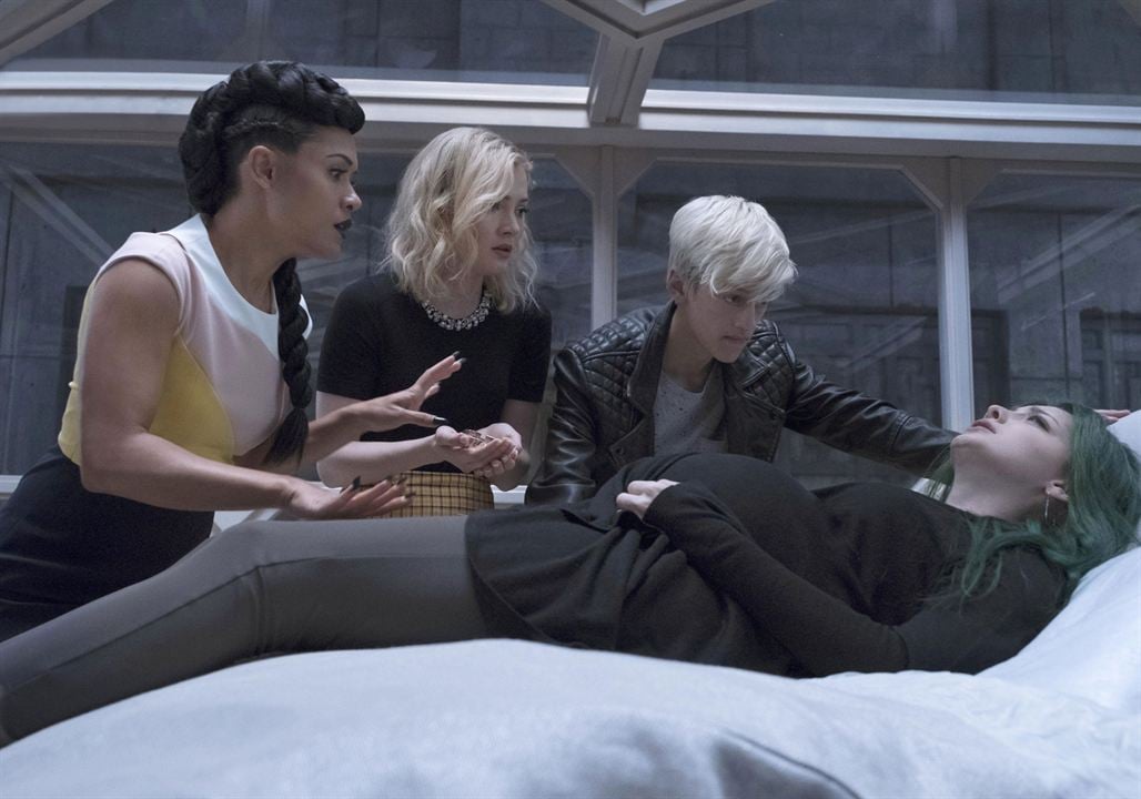 The Gifted : Fotos Emma Dumont, Percy Hynes-White, Grace Byers, Skyler Samuels