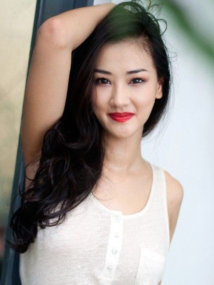 Poster Mai Thu Huong