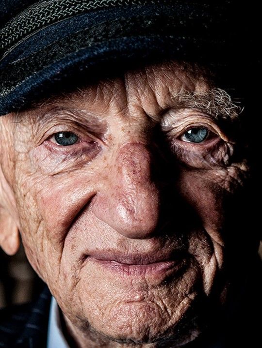 Prosecuting Evil: The Extraordinary World of Ben Ferencz : Poster