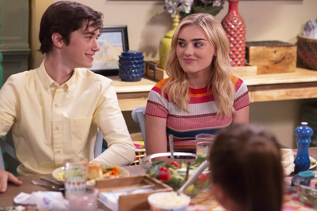 Fotos Daniel DiMaggio, Meg Donnelly