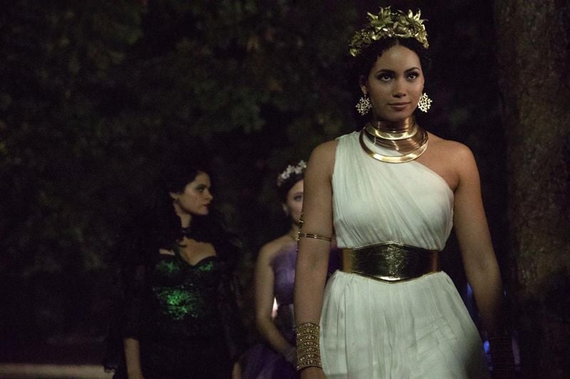 Charmed - Nova Geração : Fotos Madeleine Mantock