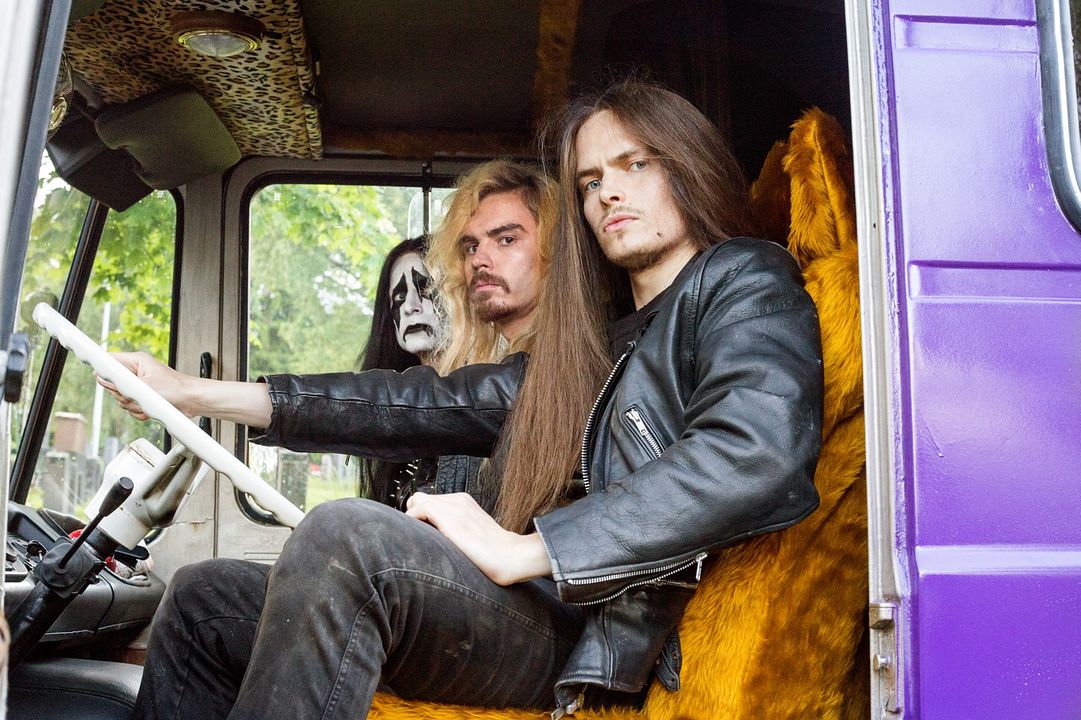 Hevi reissu : Fotos Max Ovaska, Johannes Holopainen