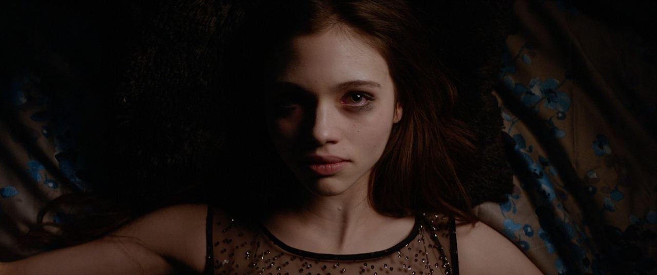 Não Olhe : Fotos India Eisley