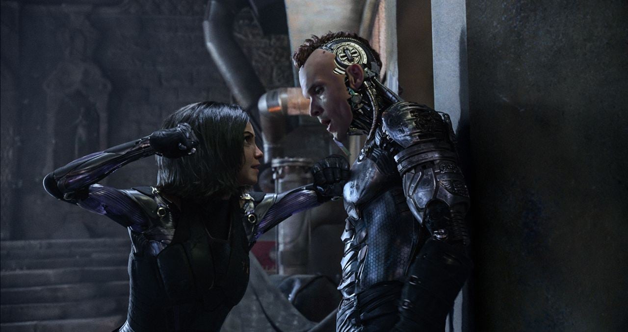 Alita: Anjo de Combate : Fotos Rosa Salazar, Ed Skrein