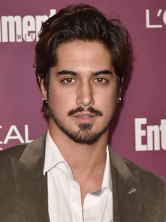 Poster Avan Jogia
