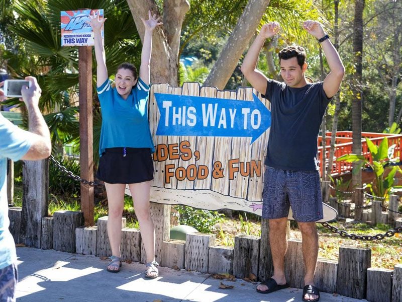 Fotos Skylar Astin, Rachel Bloom