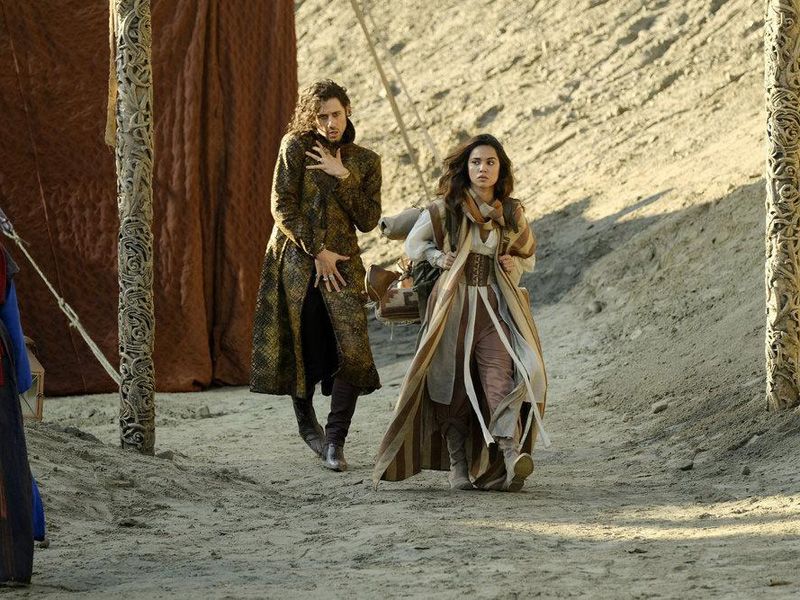 Fotos Summer Bishil, Hale Appleman