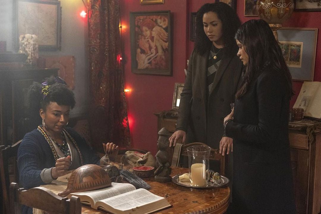 Charmed - Nova Geração : Fotos Melonie Diaz, Madeleine Mantock