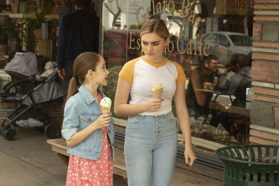 Fotos Meg Donnelly, Julia Butters