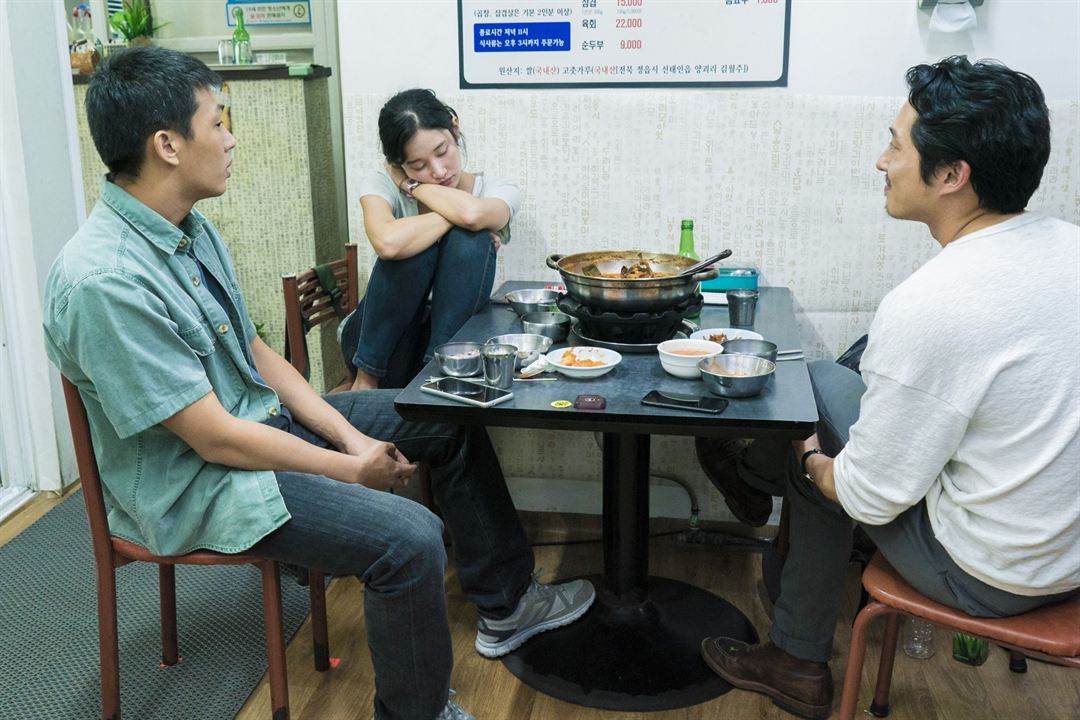 Em Chamas : Fotos Steven Yeun, Ah-In Yoo, Jeon Jong-seo