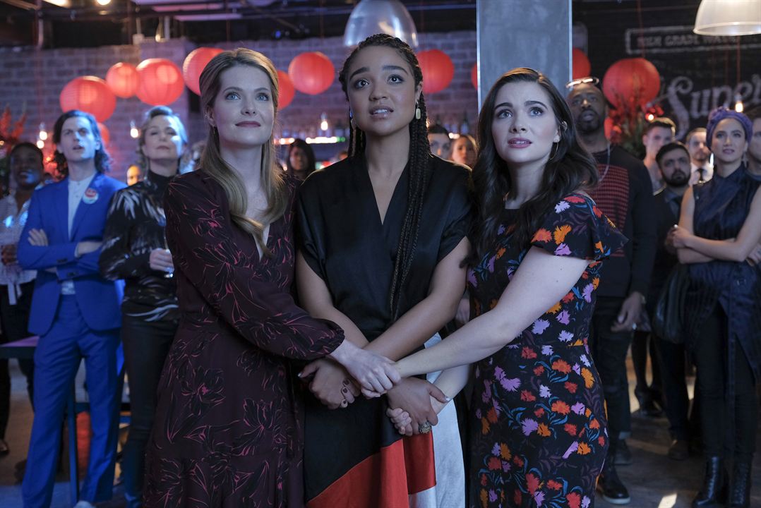 Fotos Meghann Fahy, Aisha Dee, Katie Stevens