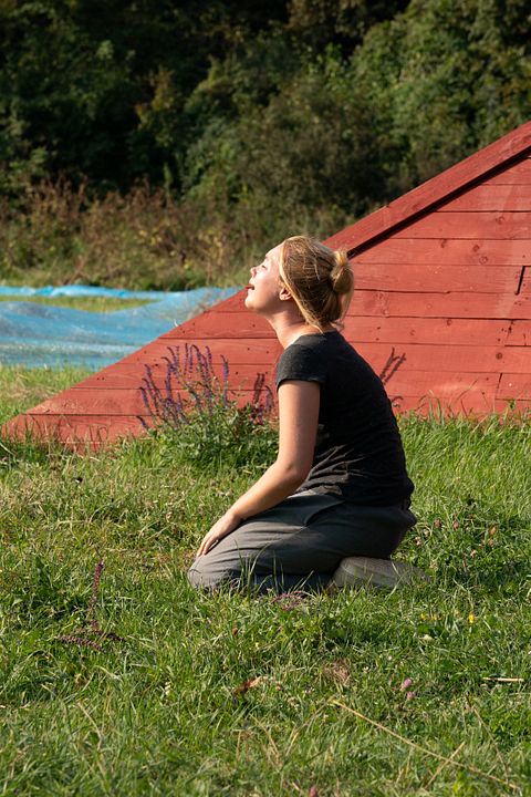 Midsommar - O Mal Não Espera a Noite : Fotos Florence Pugh