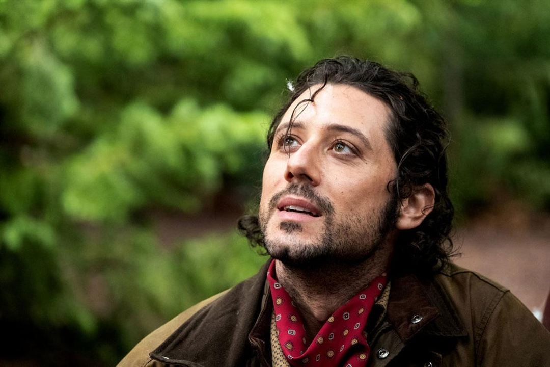 Fotos Hale Appleman