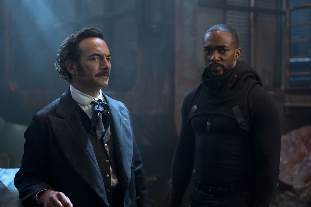 Altered Carbon : Fotos Anthony Mackie, Chris Conner