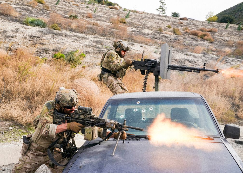 SEAL Team : Fotos A.J. Buckley