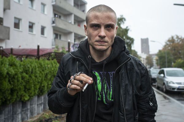 9 Dias Acordado : Fotos Jannik Schümann