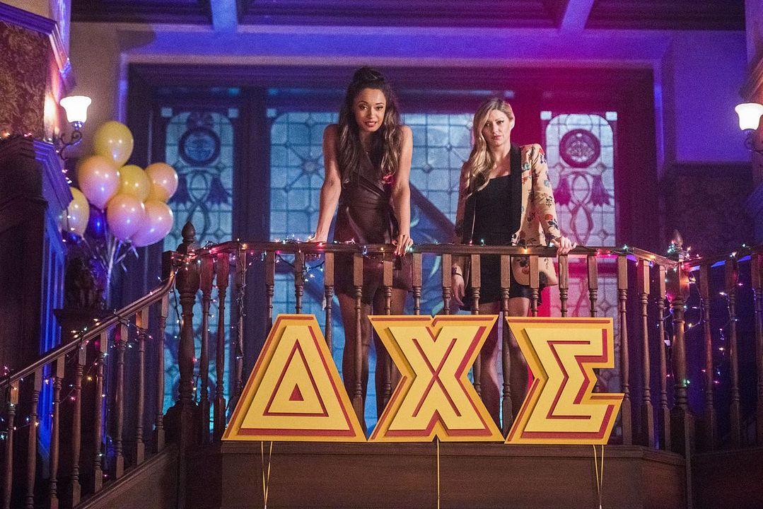 Legends of Tomorrow : Fotos Olivia Swann, Jes Macallan