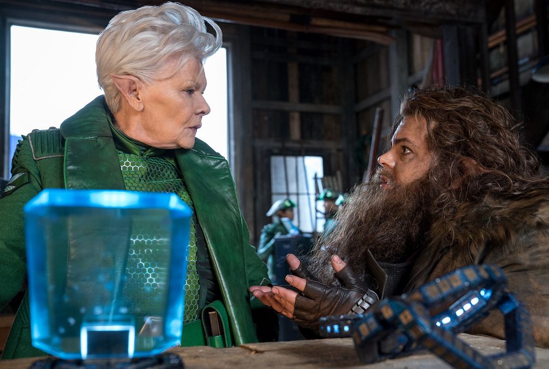 Artemis Fowl - O Mundo Secreto : Fotos Josh Gad, Judi Dench