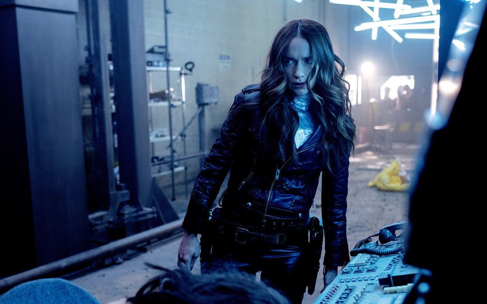 Wynonna Earp: A Maldição dos Renascidos : Fotos Melanie Scrofano