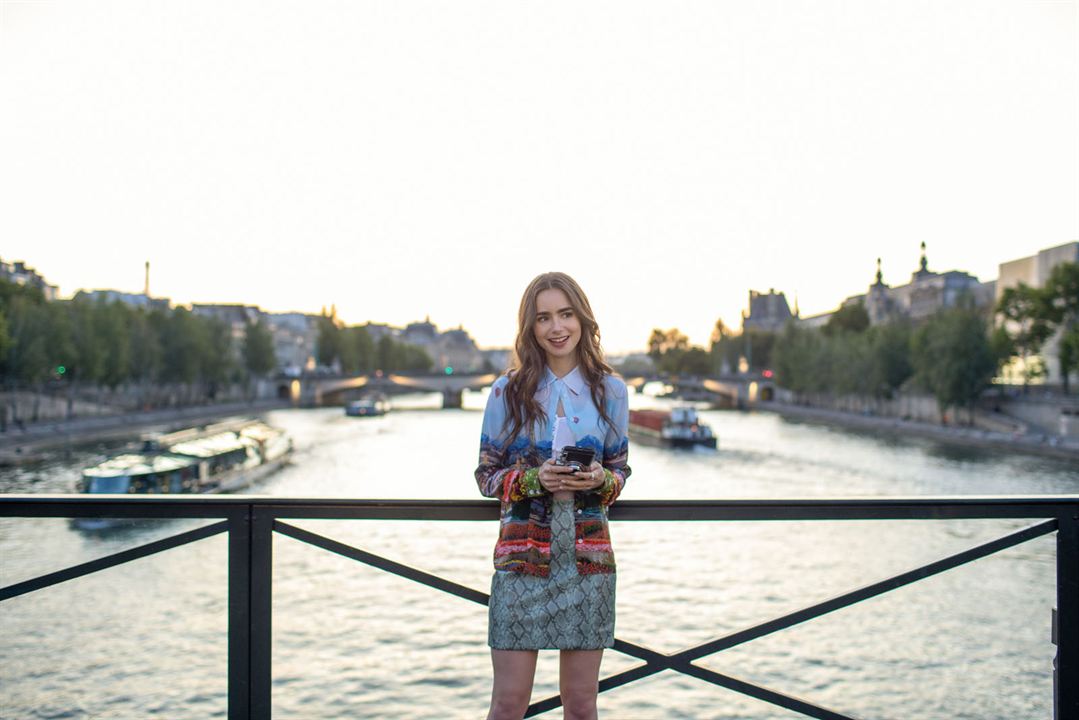 Emily em Paris : Fotos Lily Collins